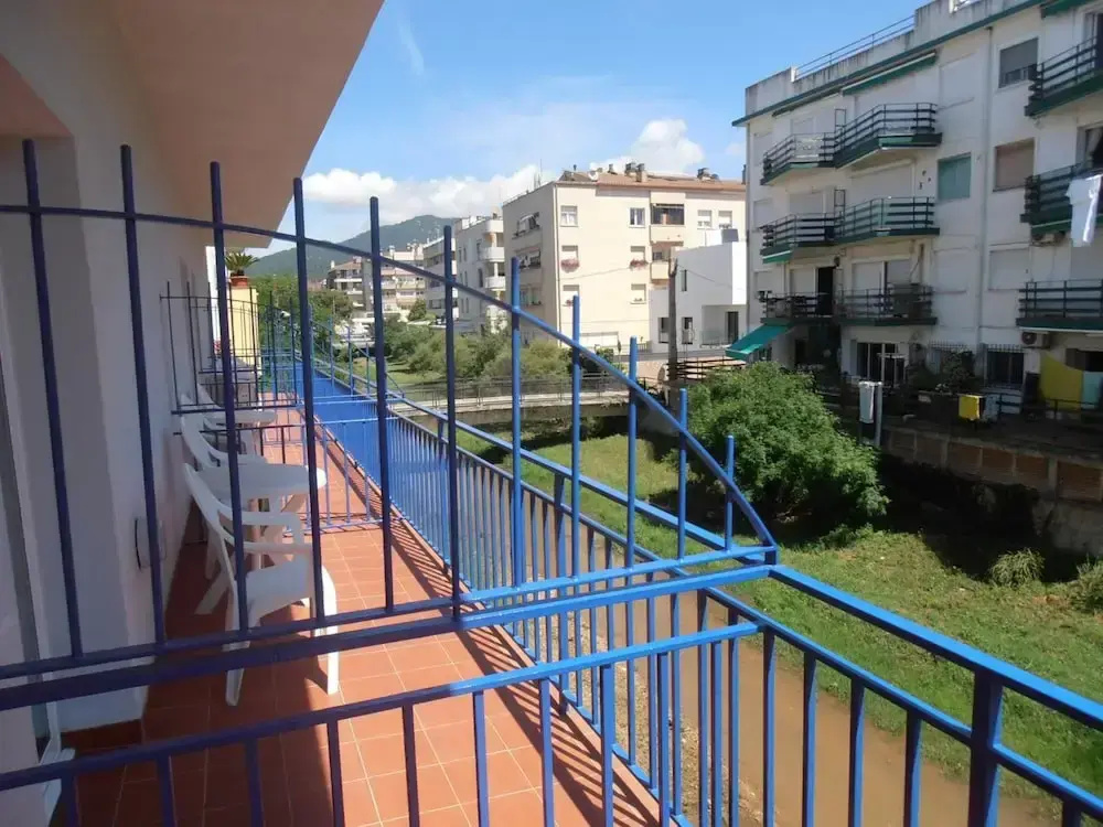 Balcony & Terrace