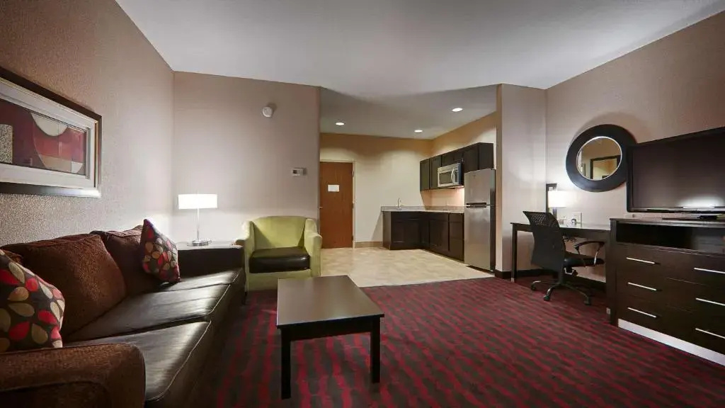 Deluxe Suite