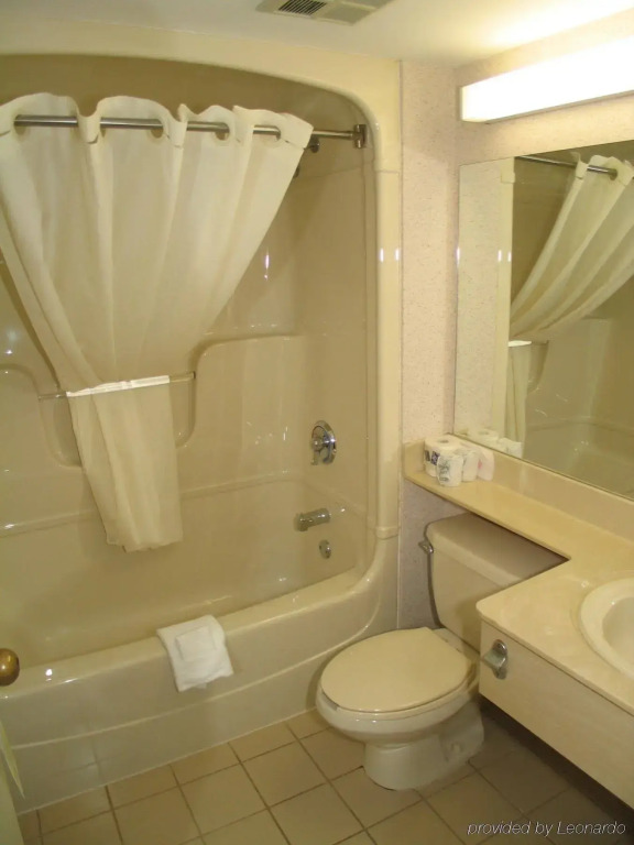 Comfort Inn - фото 10