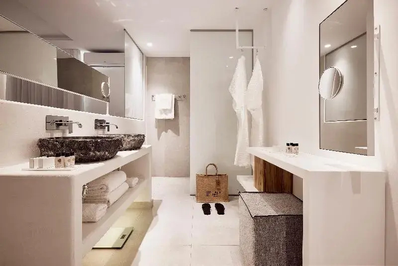 Junior Suite with balcony and with sea view