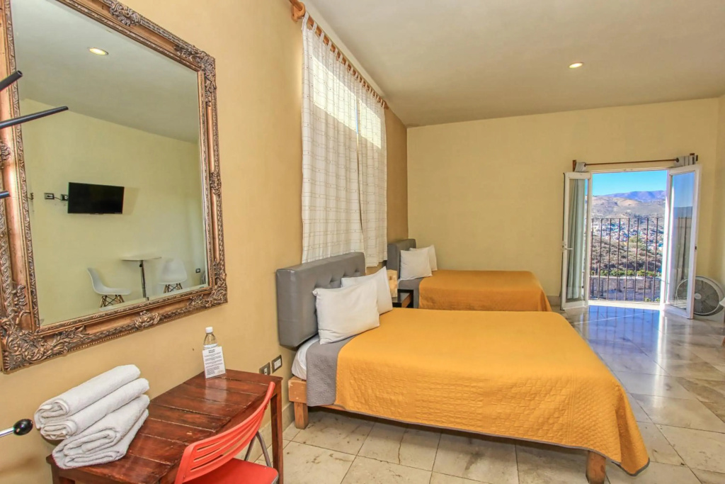 Pacifica Beach Hotel — 4