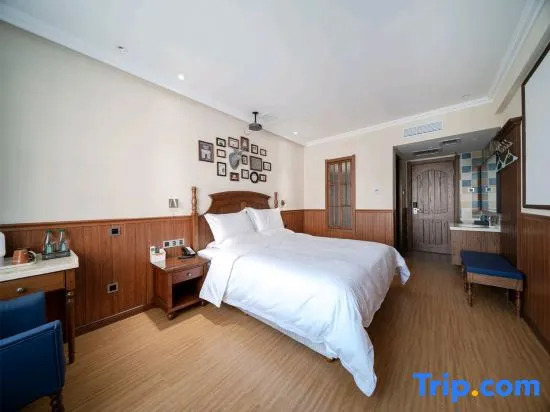 Двухместный номер Standard двуспальная кровать в Yake Town Holiday Hotel (Dehui Branch)