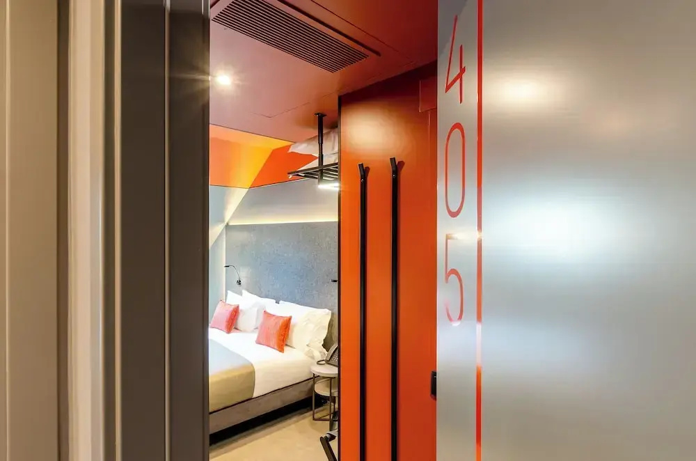 Hotel photo 12