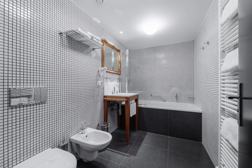EA Hotel Jeleni dvur, Прага, Чехія мініатюра 10