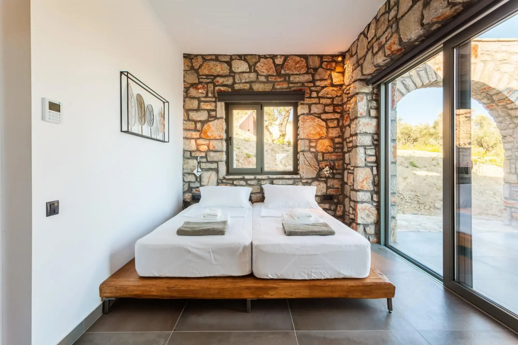 Gerakada Luxury-Seaview Villa with Private Pool