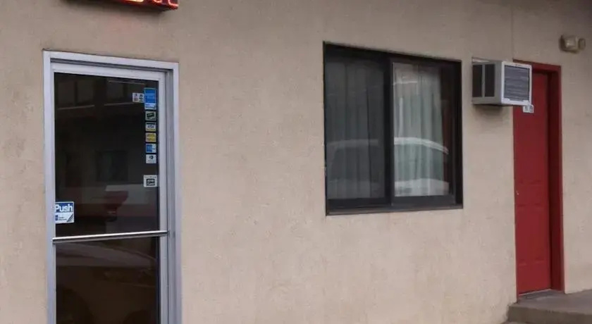 Trade Wind Motel