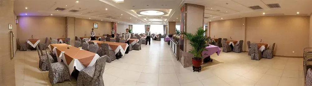 Food & Beverage