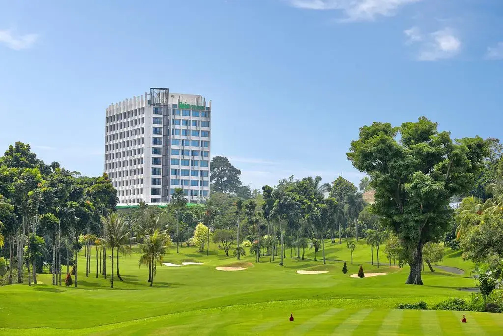 Deluxe room with golf view