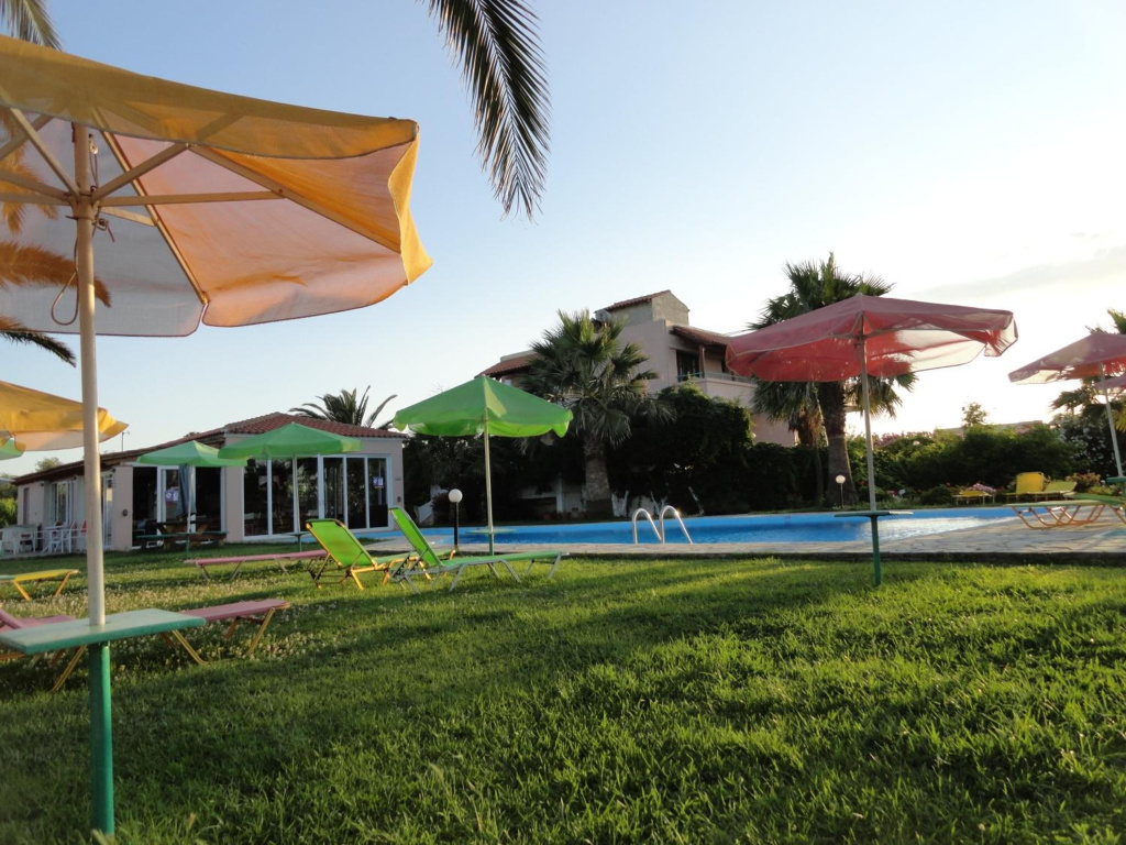 Pardalakis Studios - Général