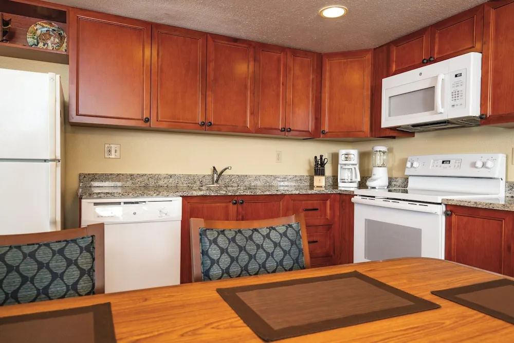 Kauai Coast at the Beachboy - Chambres