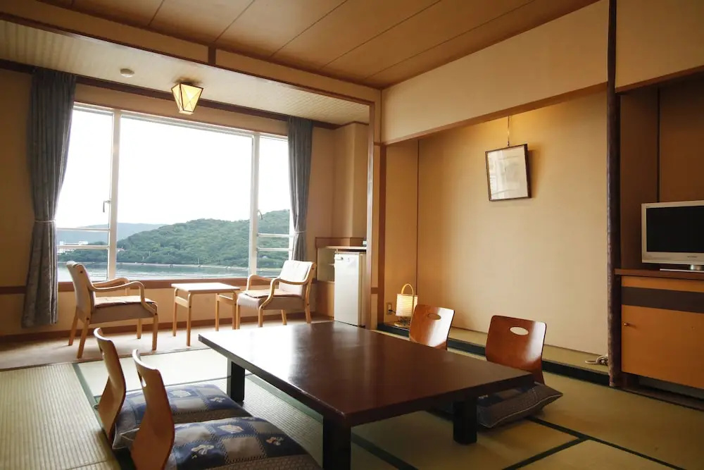 Toba Seaside Hotel - Chambres