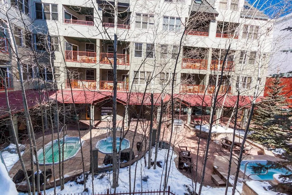 Hotel photo 1