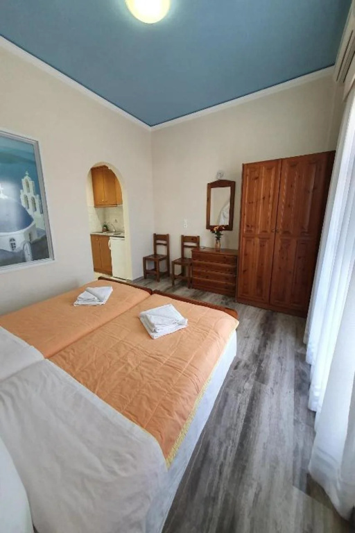 Villa Nikos Karamolegos