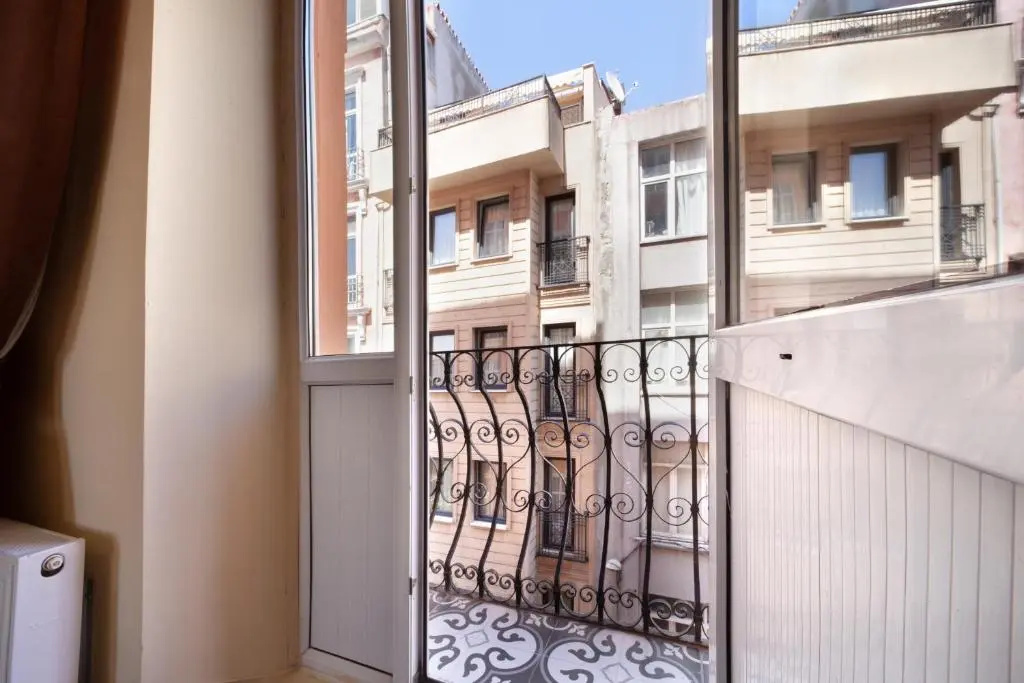 Taksim Coll — фото