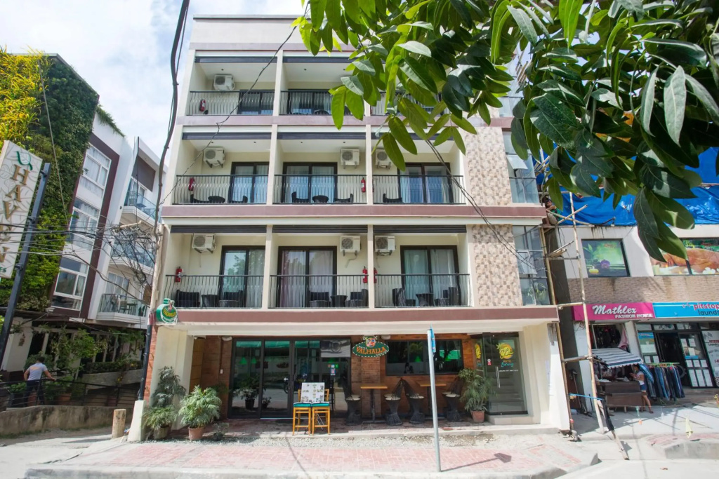 YCL Hotel