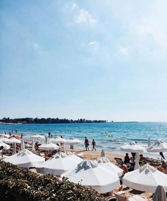 Beach & Waterfront