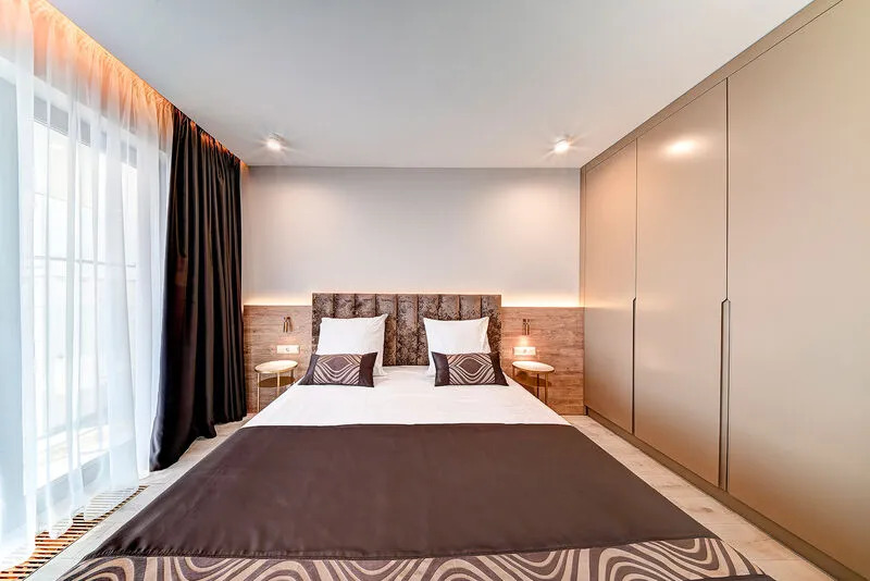 Номер Deluxe с видом на бассейн в Real Apartments Sochi
