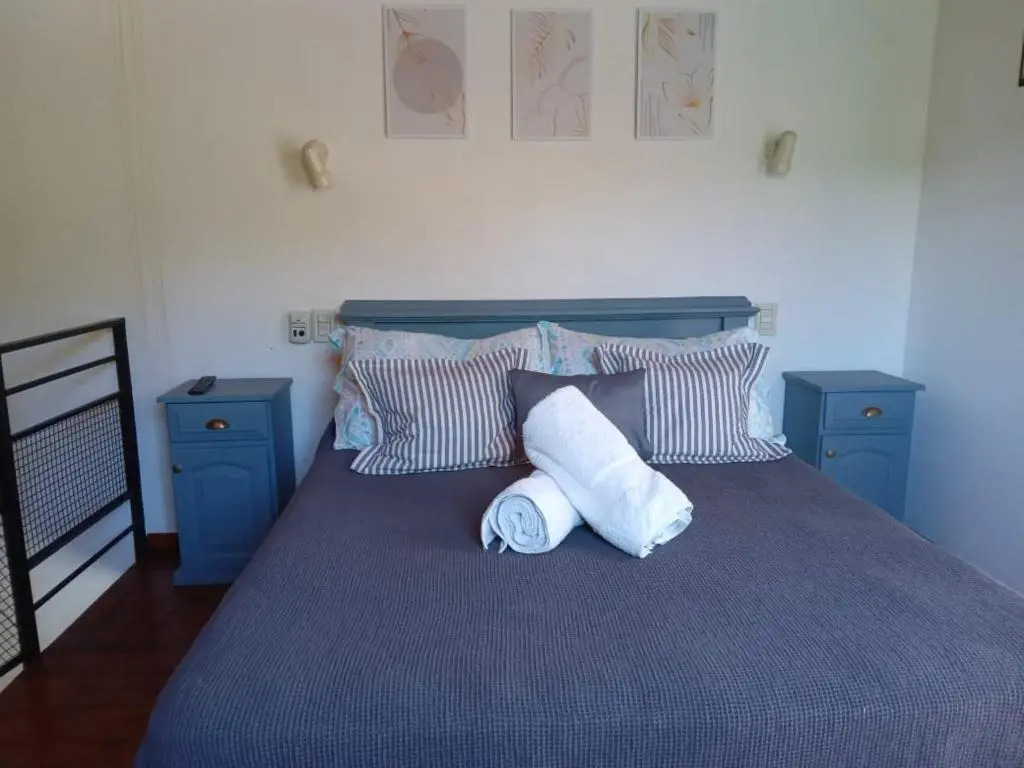 設有陽台，可遠眺山景的公寓