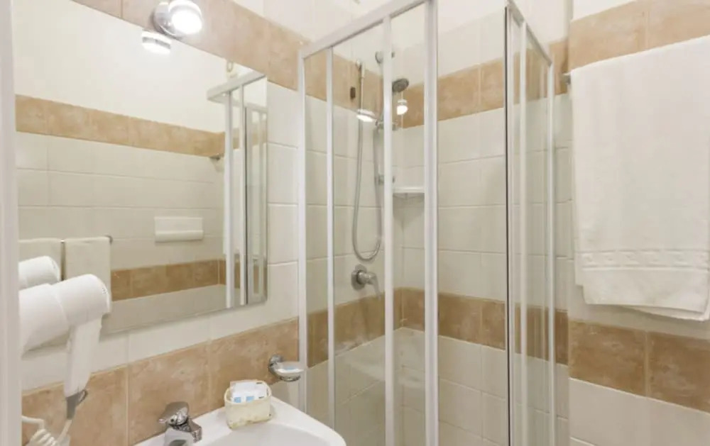 Palau City Hotel - фото 9