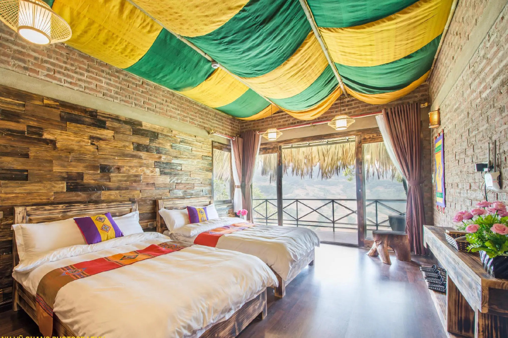 Deluxe Double Bungalow (twin beds)