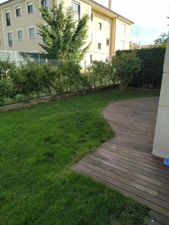 Apartamento Golf con Jardin