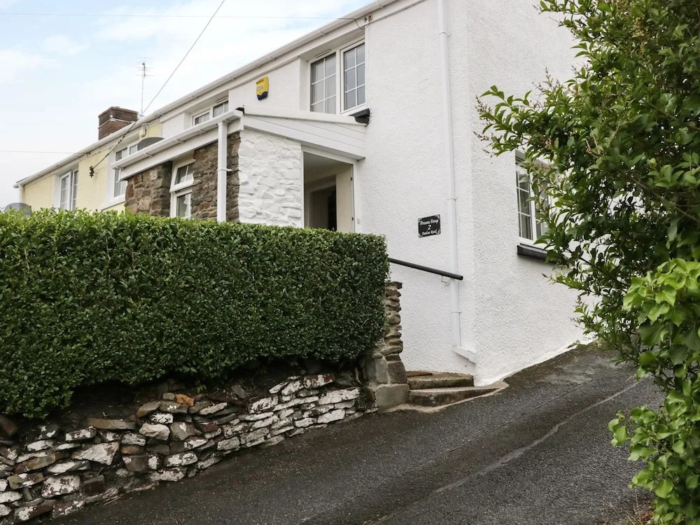 Britannia Cottage