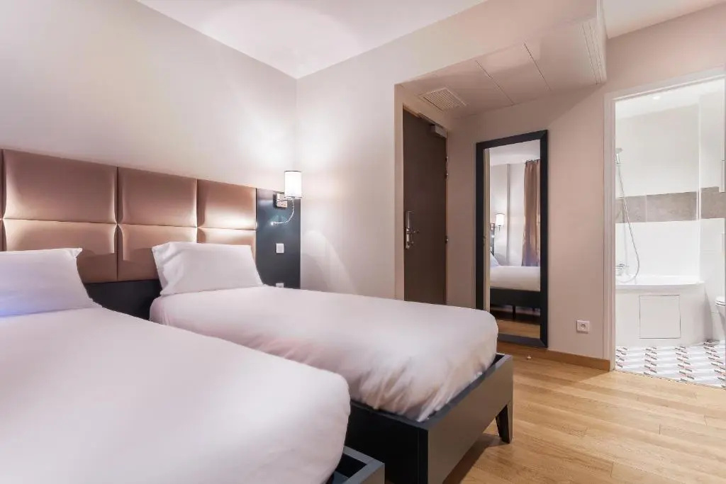 Superior Double room (twin beds)