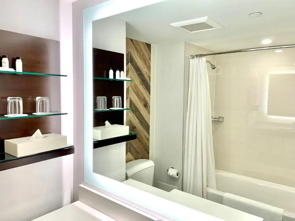Delta Hotels by Marriott Sherbrooke Conference Centre - Chambres