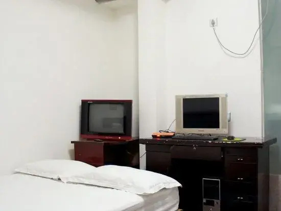 Zhengzhou Chengxin Hotel (Zijingshan Park)