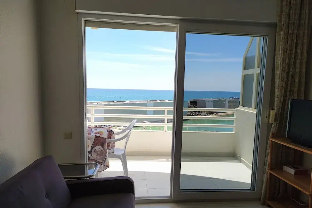 First Line Apartment With Wifi - фото 6