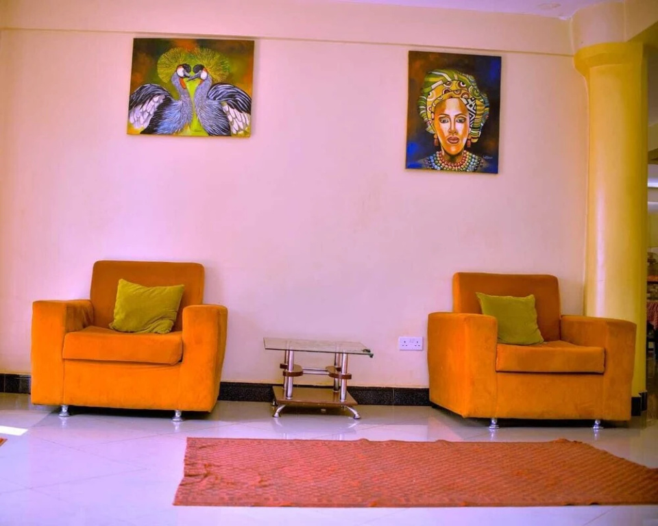 Lobby & Reception