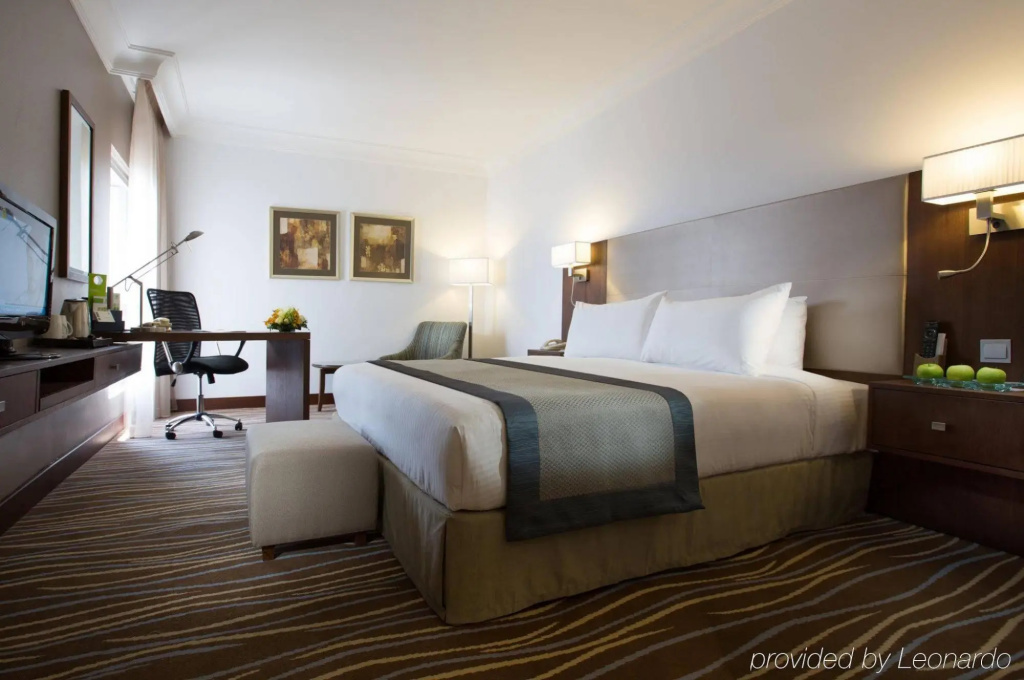 Holiday Inn Abu Dhabi Downtown, an IHG Hotel: фото 2