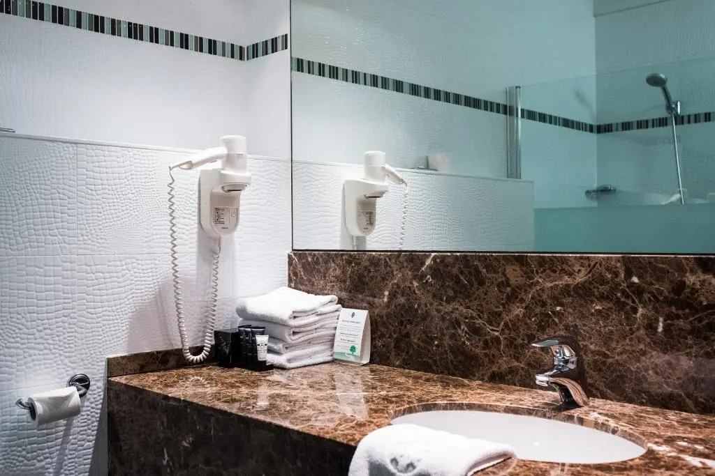 Hyllit Hotel - Chambres
