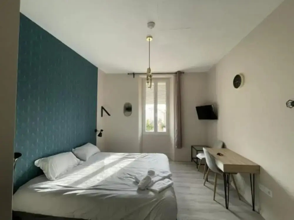 Voir la photo 2 — Appart Hôtel Sous les pins