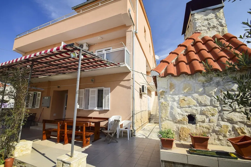 Villa Ukic