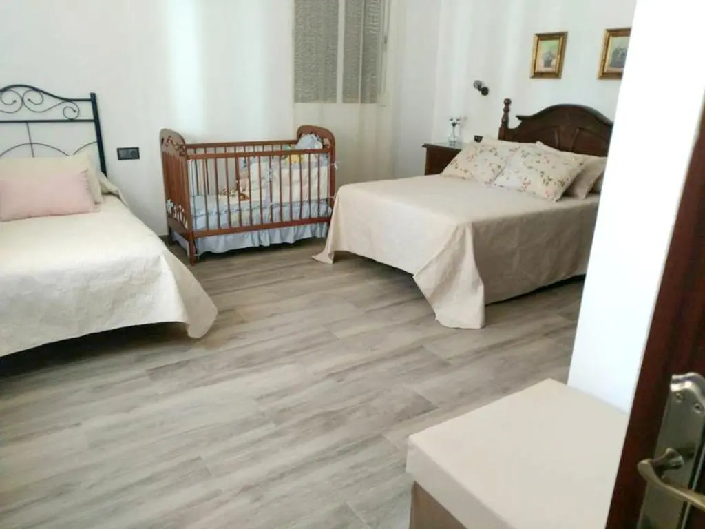 4 bedrooms chalet with private pool furnished terrace and wifi at Prado del Rey - фото 20