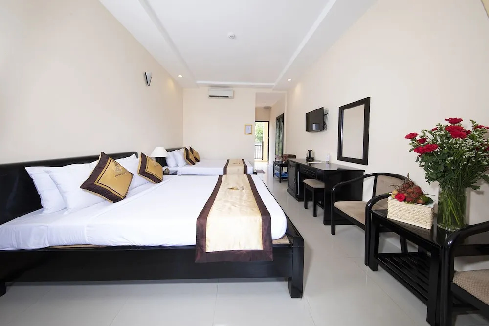 Standard Quadruple room with balcony