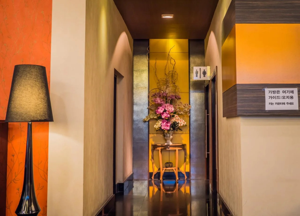 Atrium Boutique Hotel — фото