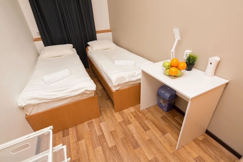 Z Hostel Room Type - Standard Double room twin beds