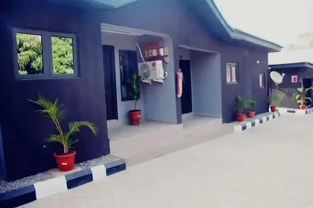 House 17 Apartment and Services Ltd - фото 9