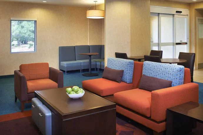 Residence Inn Detroit Warren - фото 1