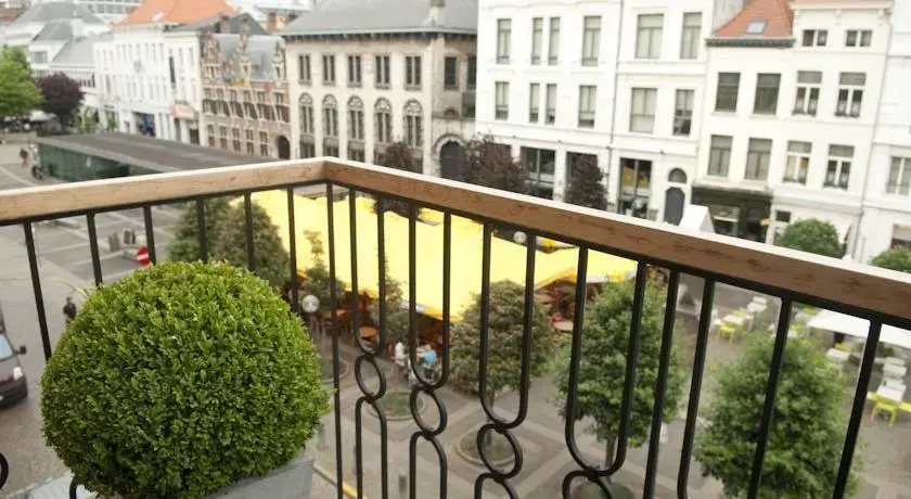 Rafael Residence Apartment