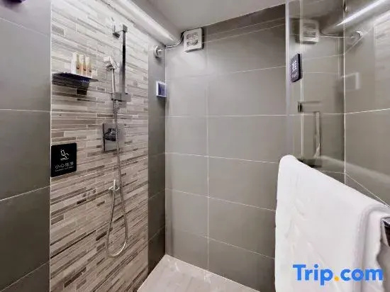 Lavande Hotels Zhuhai Gongbei Port Square Light Rail Terminal - Chambres
