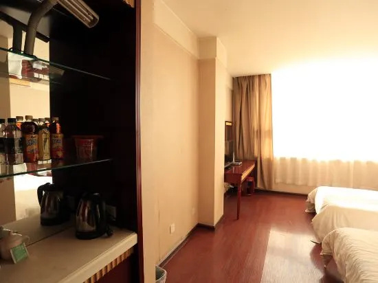 Yinhai Hotel — 4