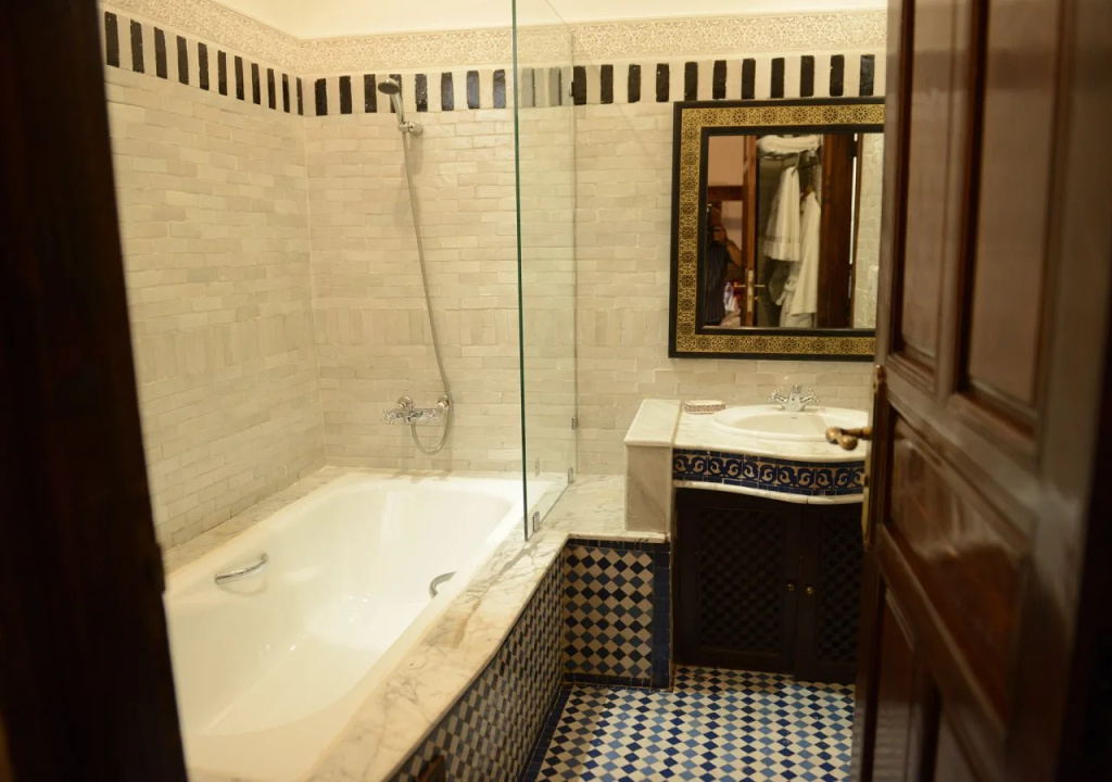 Riad El Yacout - Général