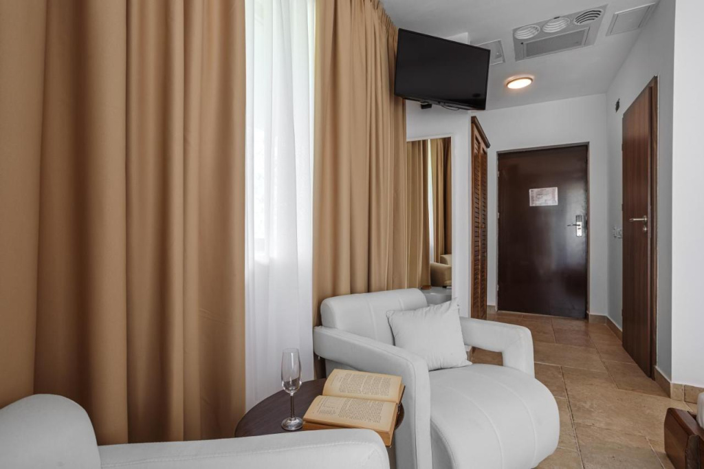 Hotel photo 28
