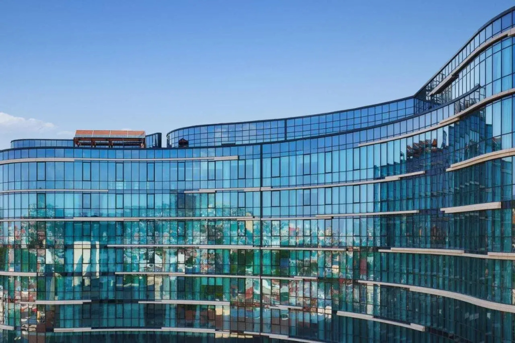 Paragraph Freedom Square, A Luxury Collection Hotel, Tbilisi — фото