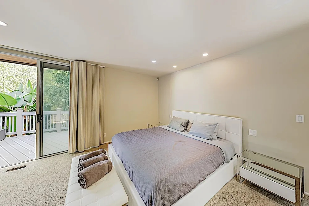 New Listing! Modern Canyon W/ Lush Patio 2 Bedroom Home - Général