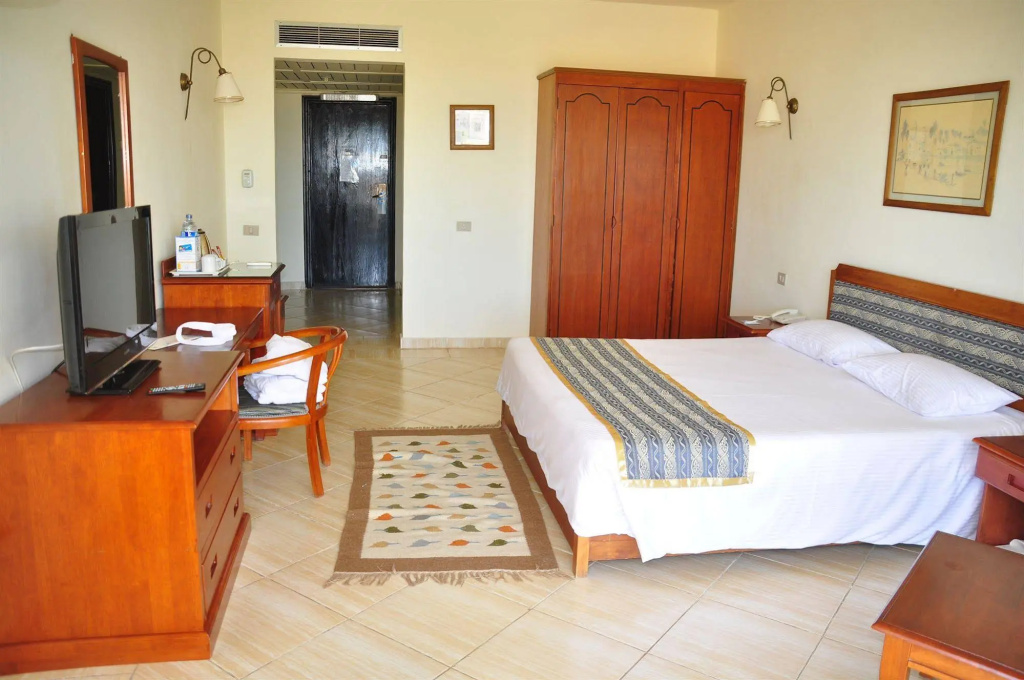 Отель Albatros Makadi Resort в Хургаде