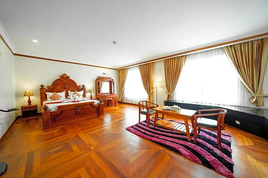Superior Suite